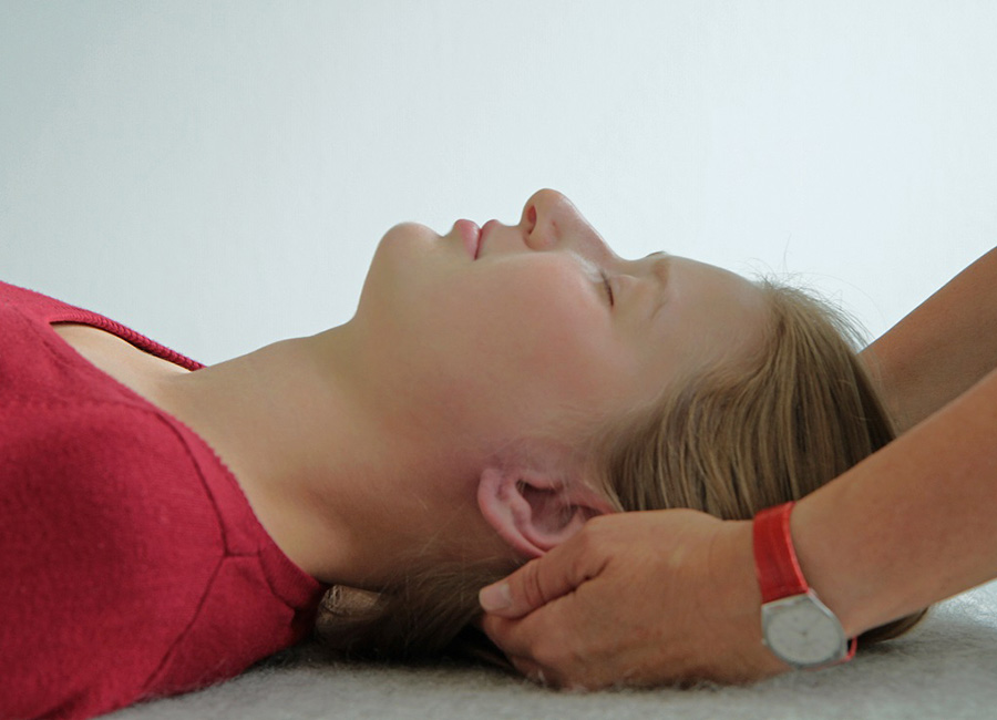 Kranio sakral terapi behandling hos Klinik Mandalai